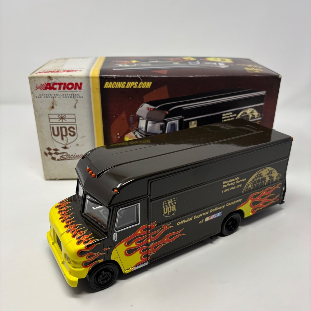 Dale Jarrett #88 UPS NASCAR Flame Delivery Truck Diecast 1:32 Action